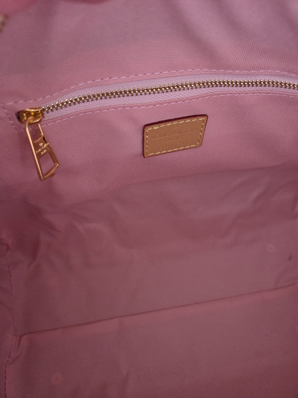Damier Azur Berkely Style Bag - Picture 7 of 9